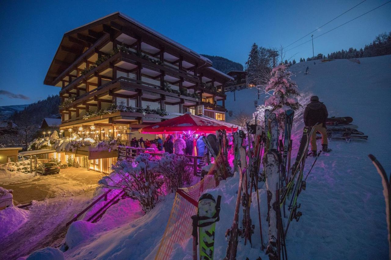 Alpin- Das Sporthotel - Ski In Ski Out Cityxpress, Summercard Included Zell am See Luaran gambar